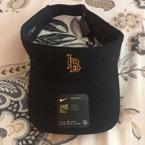 Black Nike Longe Beach State Visor